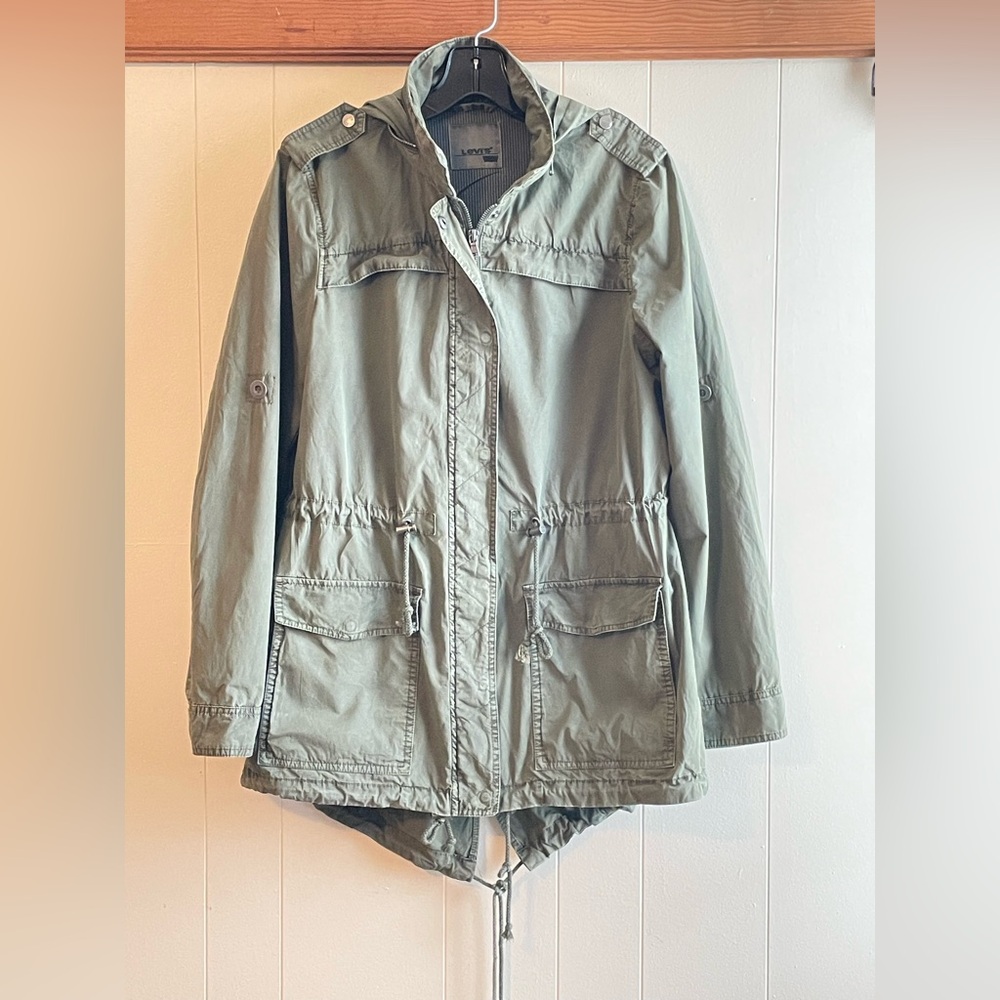 Levi’s Army Green Anorak Jacket with Roll Tab Sleeves & Hood